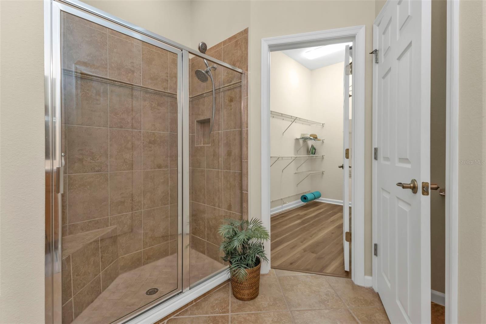 Image 20 of 66 For 2669 Wax Myrtle Court