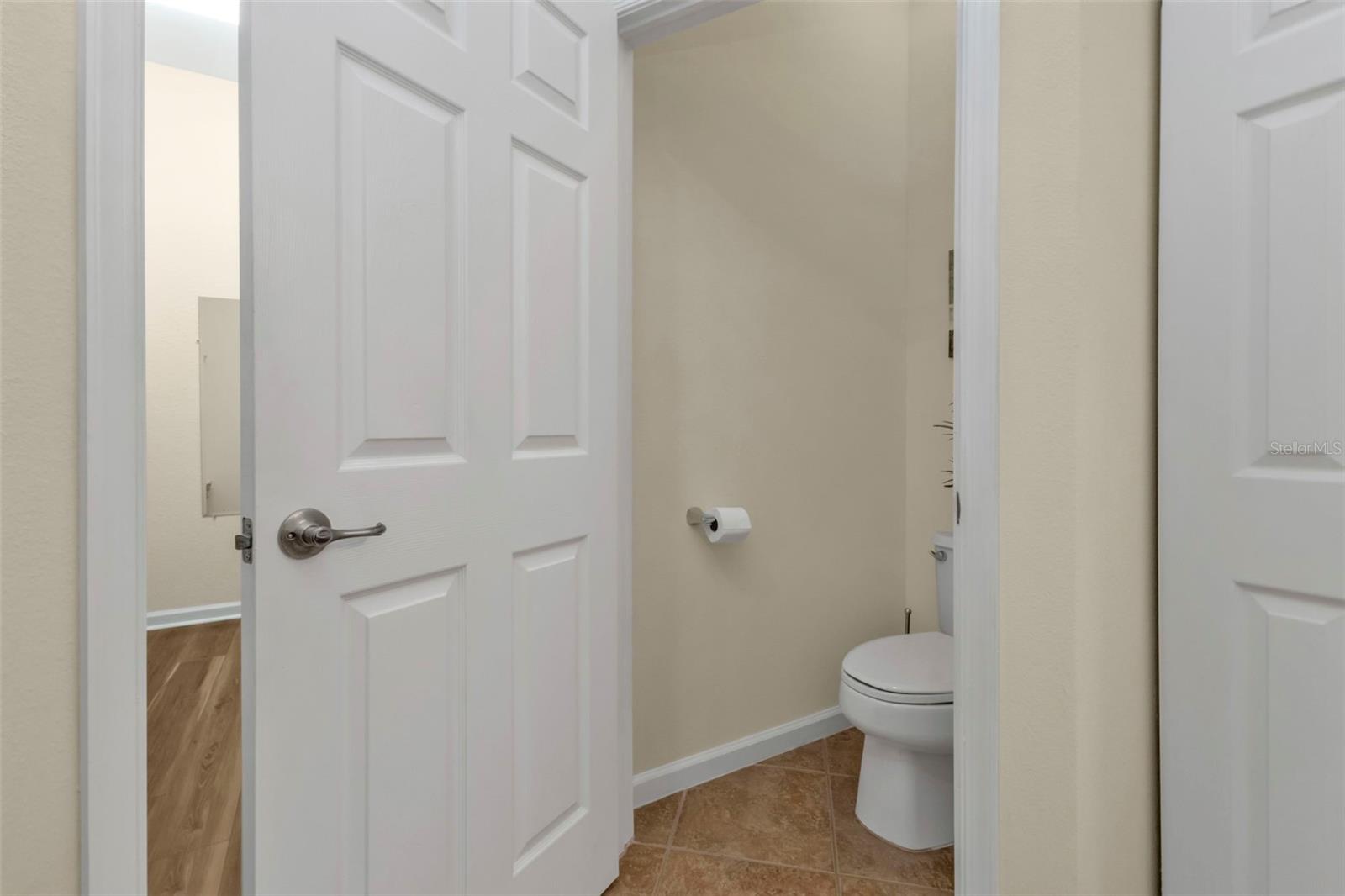 Image 24 of 66 For 2669 Wax Myrtle Court