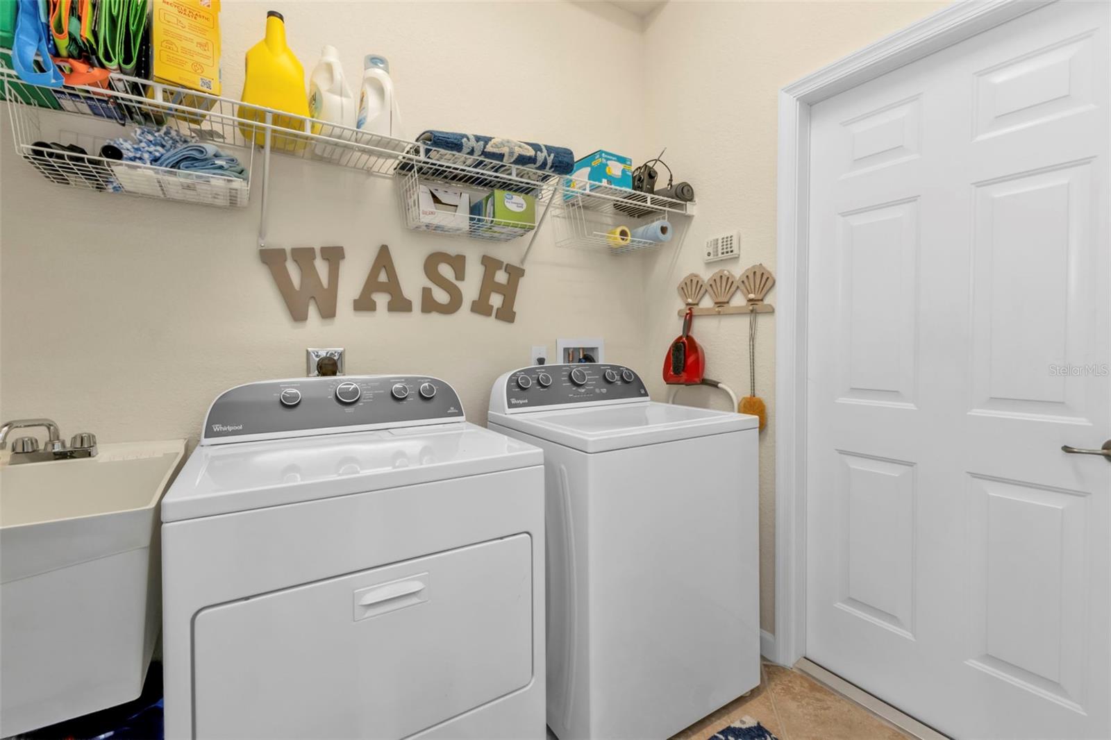 Image 29 of 66 For 2669 Wax Myrtle Court