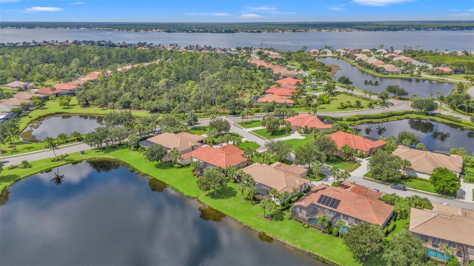 Image 39 of 66 For 2669 Wax Myrtle Court