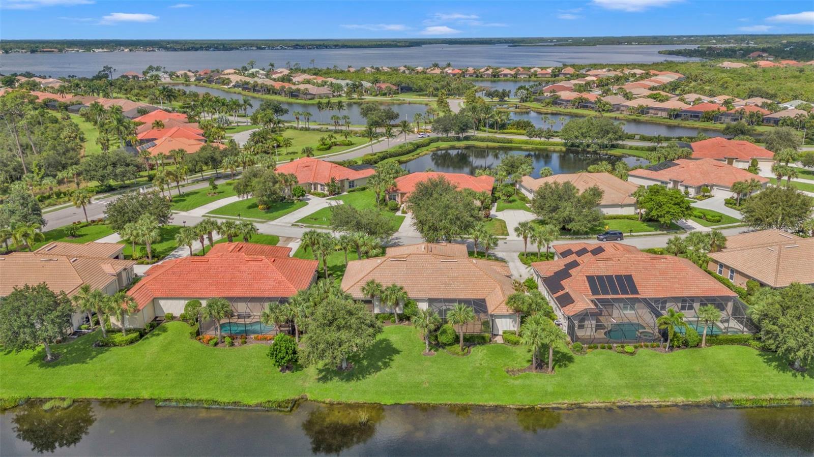Image 41 of 66 For 2669 Wax Myrtle Court
