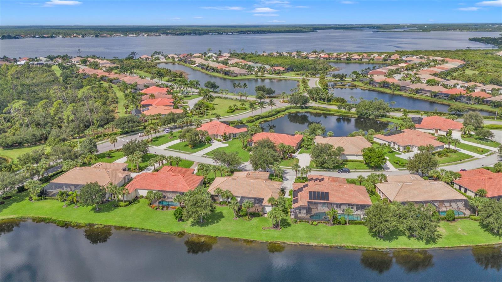 Image 42 of 66 For 2669 Wax Myrtle Court