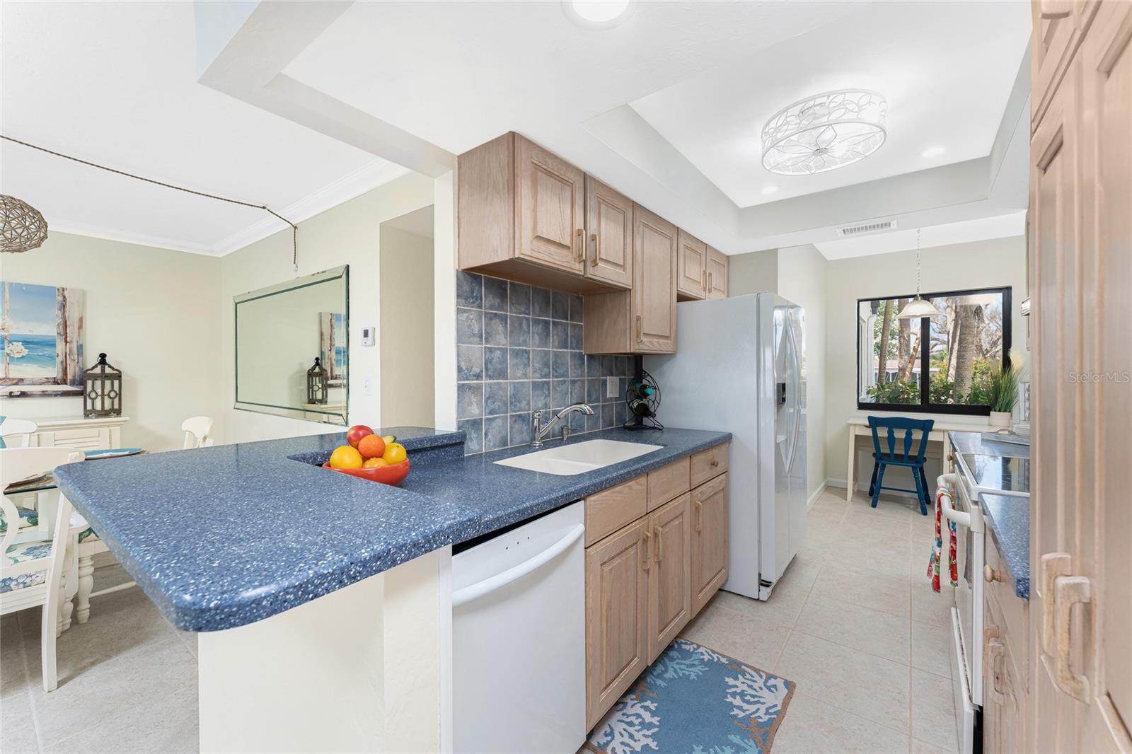 Image 10 of 46 For 2955 Beach Road D113