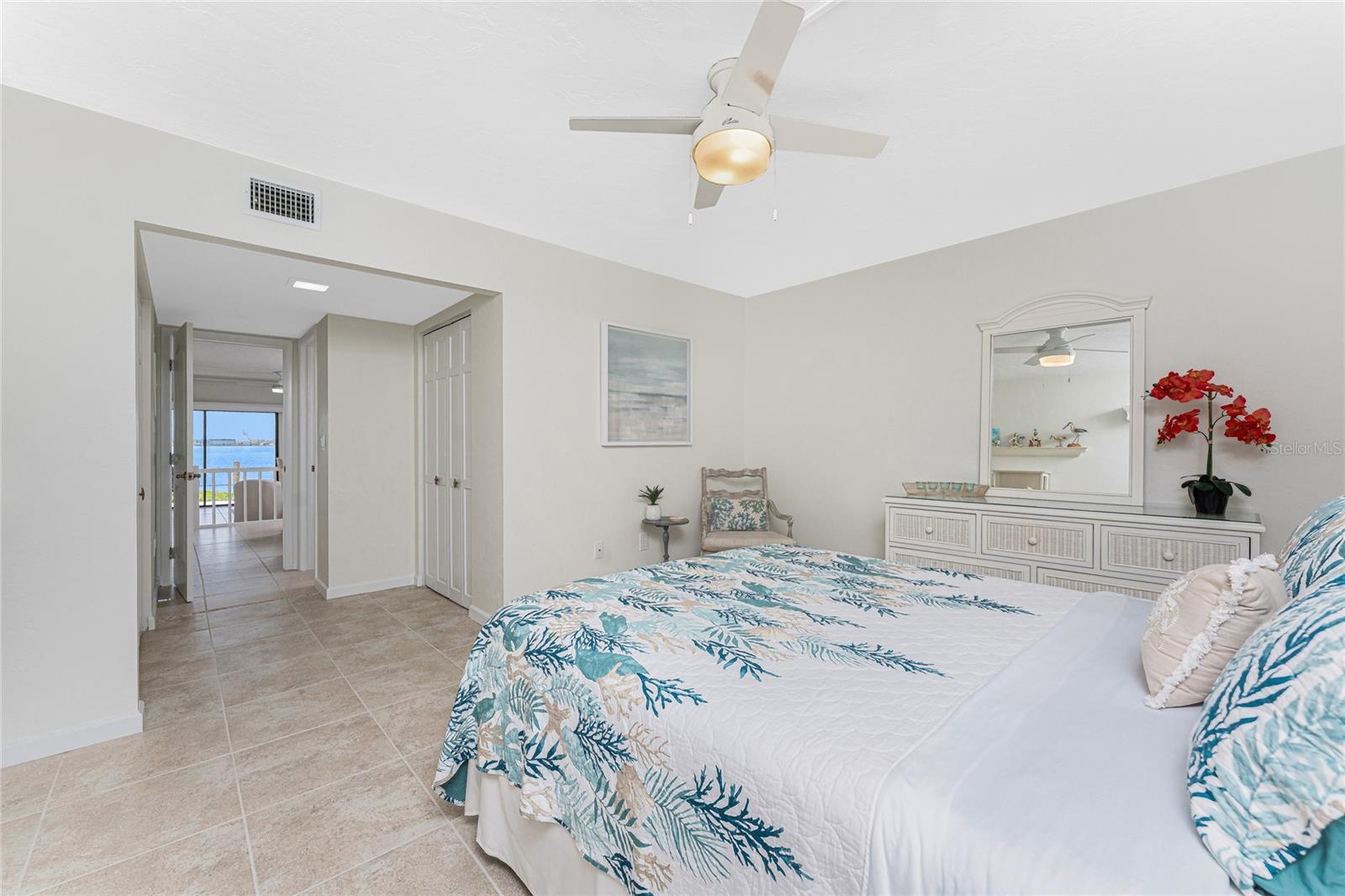 Image 16 of 46 For 2955 Beach Road D113