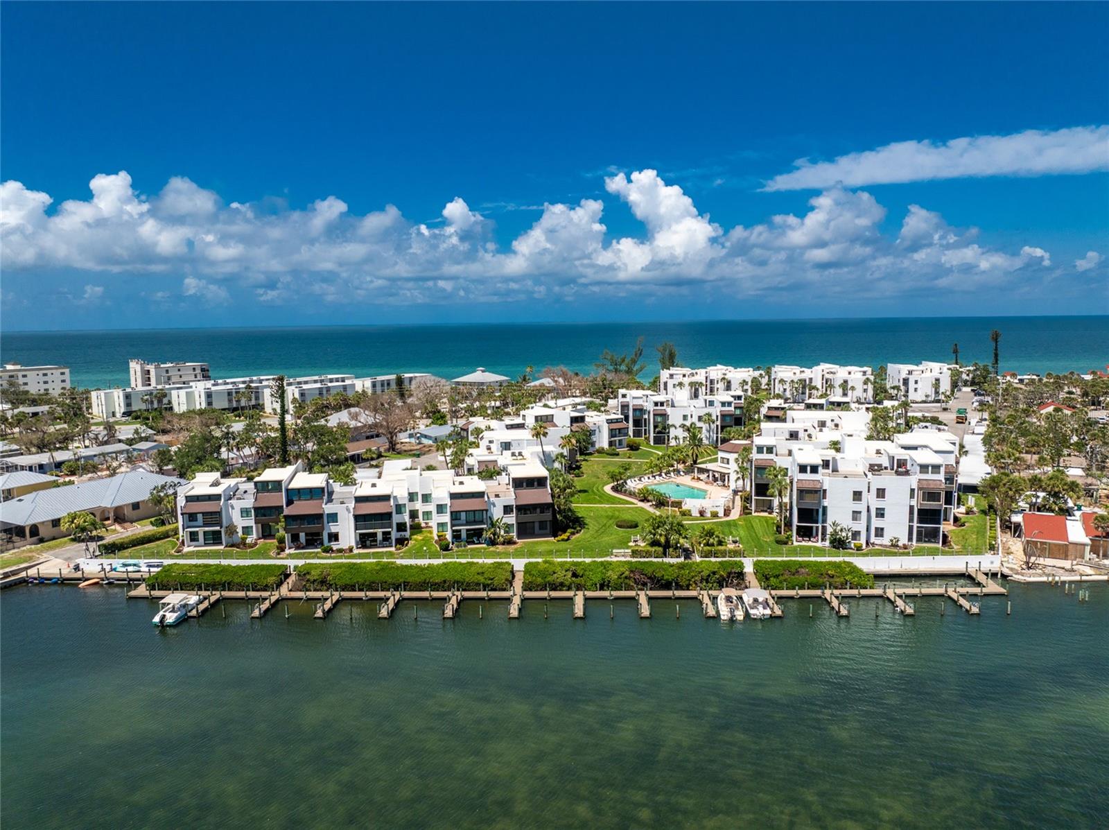 Image 34 of 46 For 2955 Beach Road D113