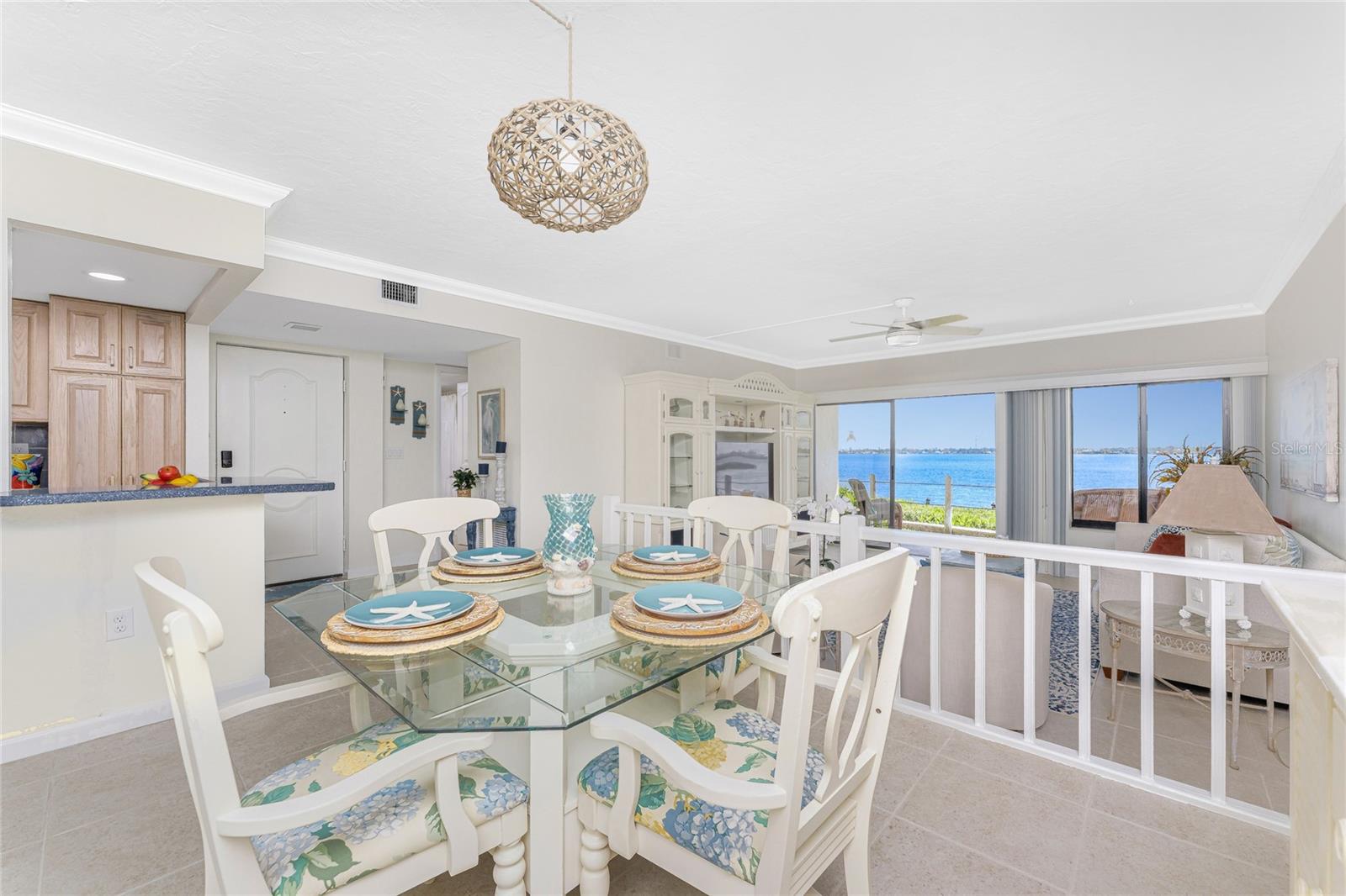 Image 6 of 46 For 2955 Beach Road D113