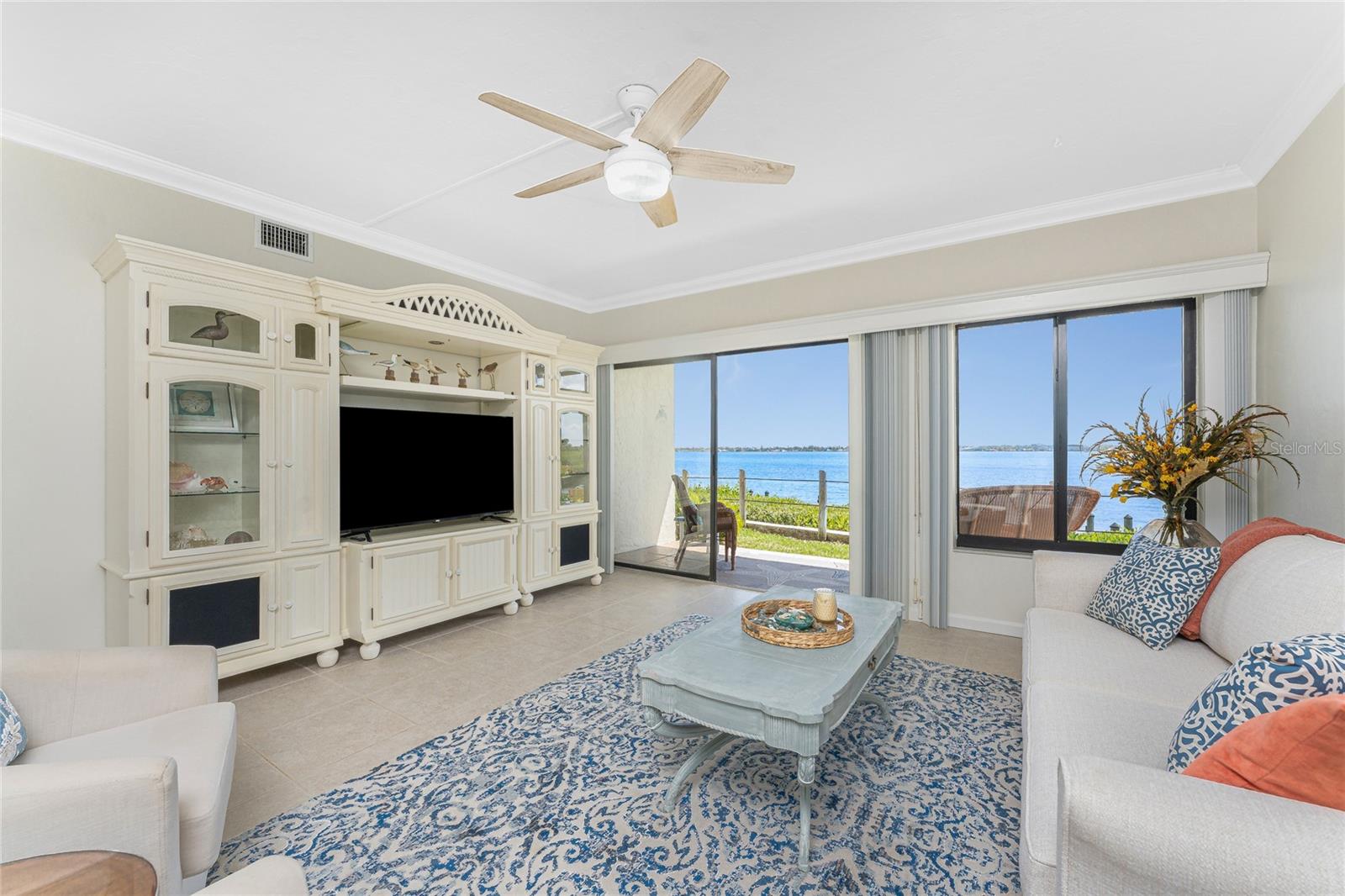 Image 8 of 46 For 2955 Beach Road D113