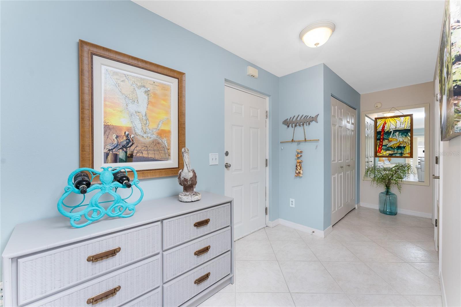 Image 8 of 53 For 2769 Beach Road 105
