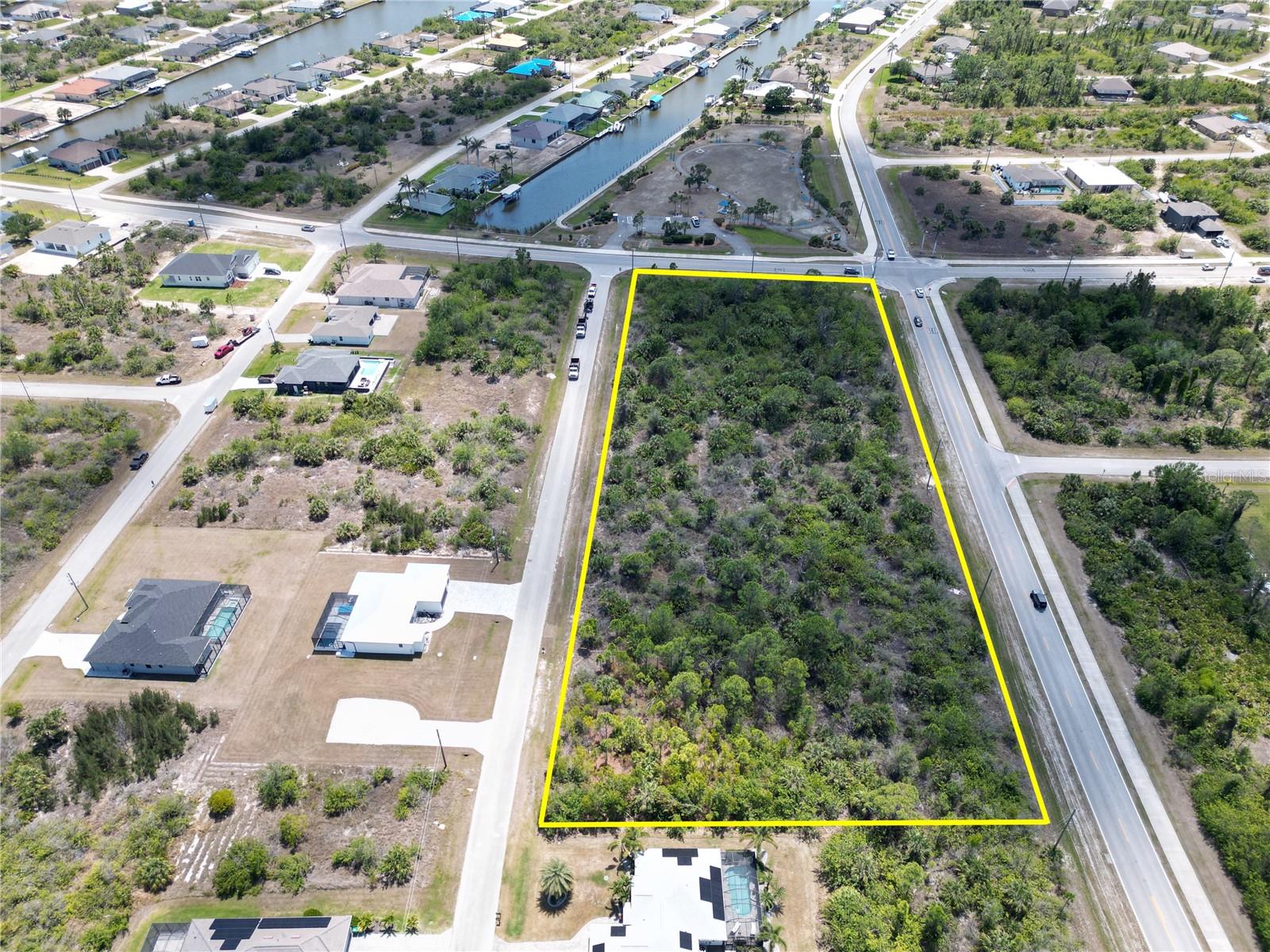 Image 3 of 7 For 14548 San Domingo Boulevard