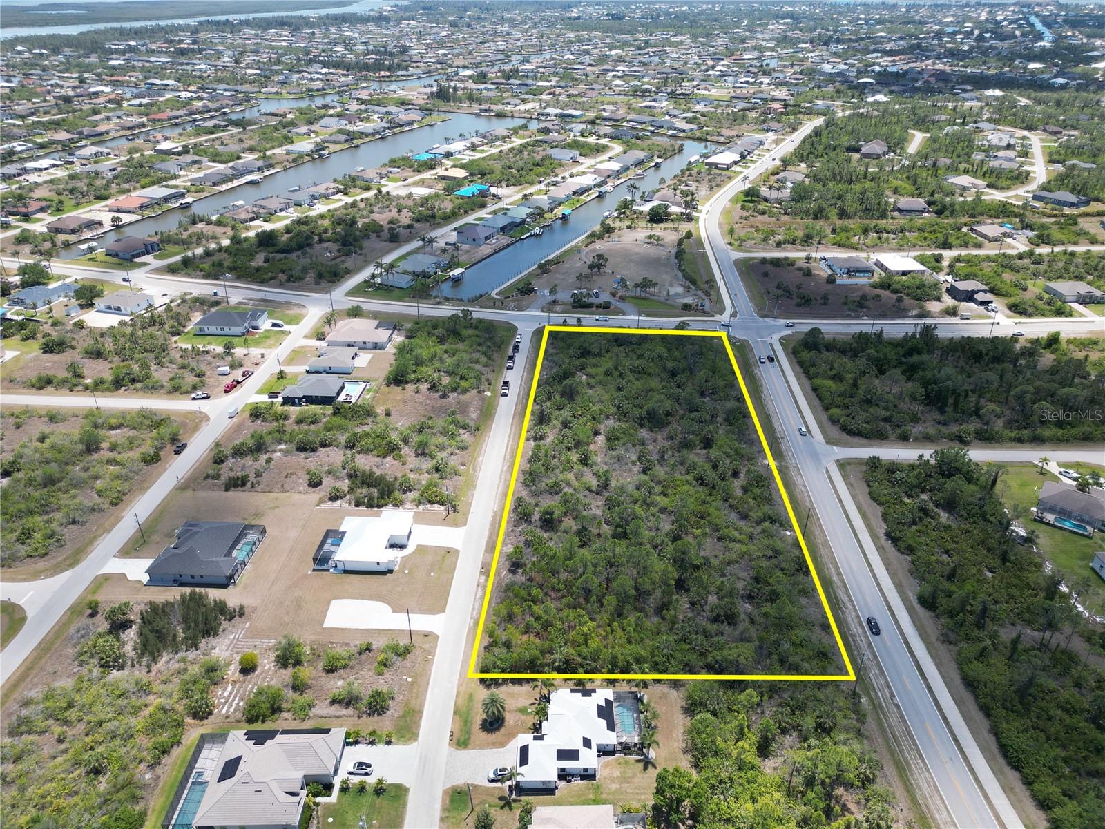 Image 5 of 7 For 14548 San Domingo Boulevard