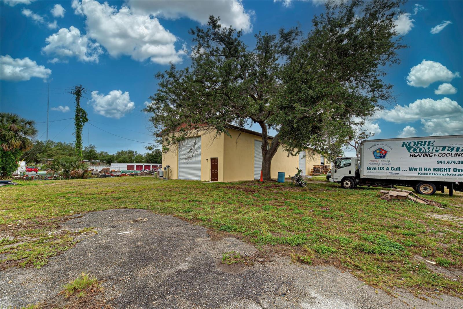 Image 10 of 51 For 533 & 531 Paul Morris Drive