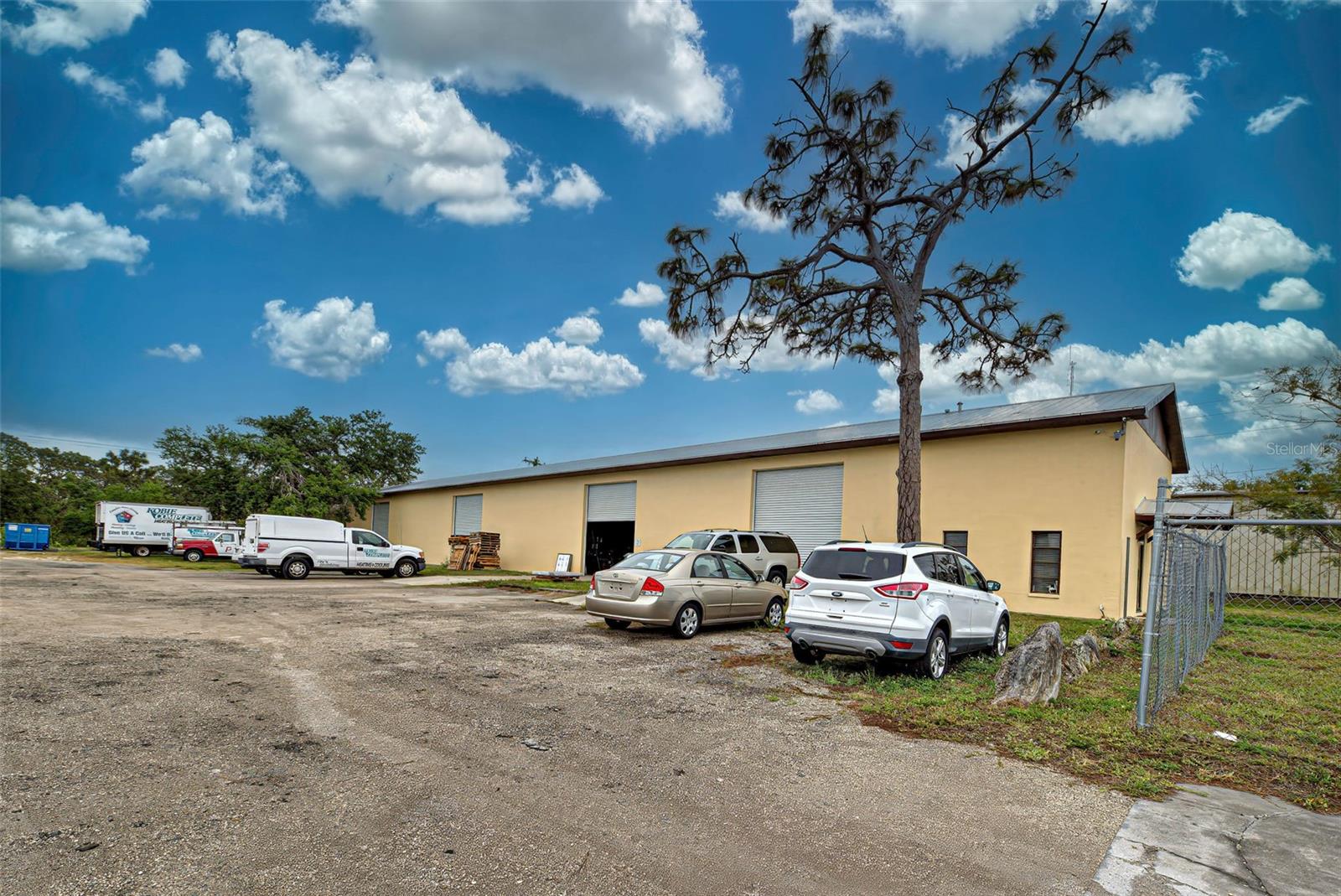 Image 2 of 51 For 533 & 531 Paul Morris Drive