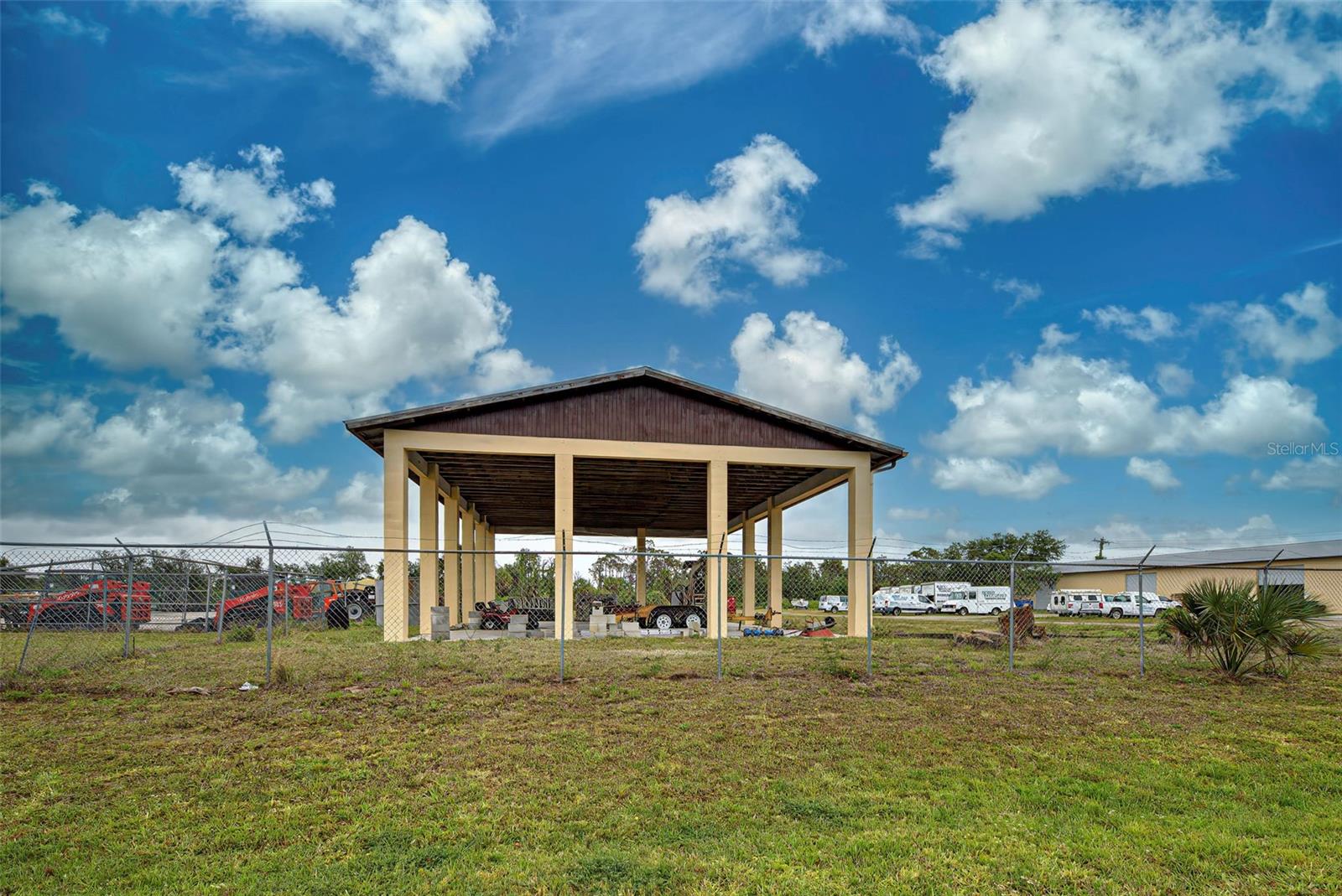 Image 47 of 51 For 533 & 531 Paul Morris Drive