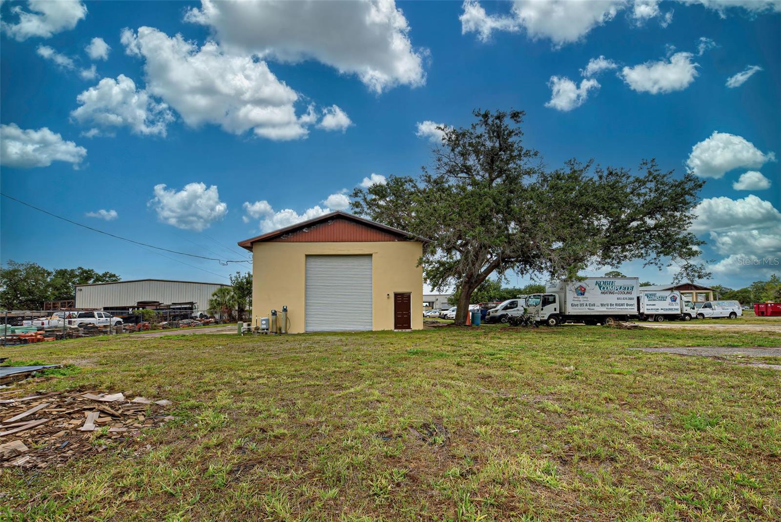 Image 6 of 51 For 533 & 531 Paul Morris Drive