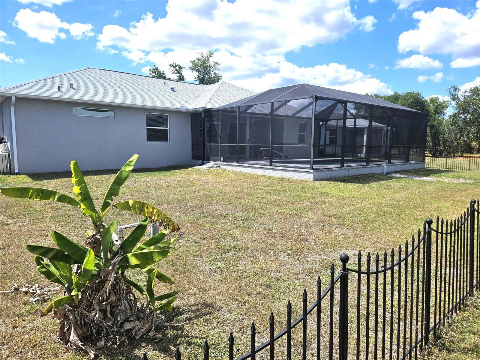 Image 4 of 35 For 2180 Peasley Street