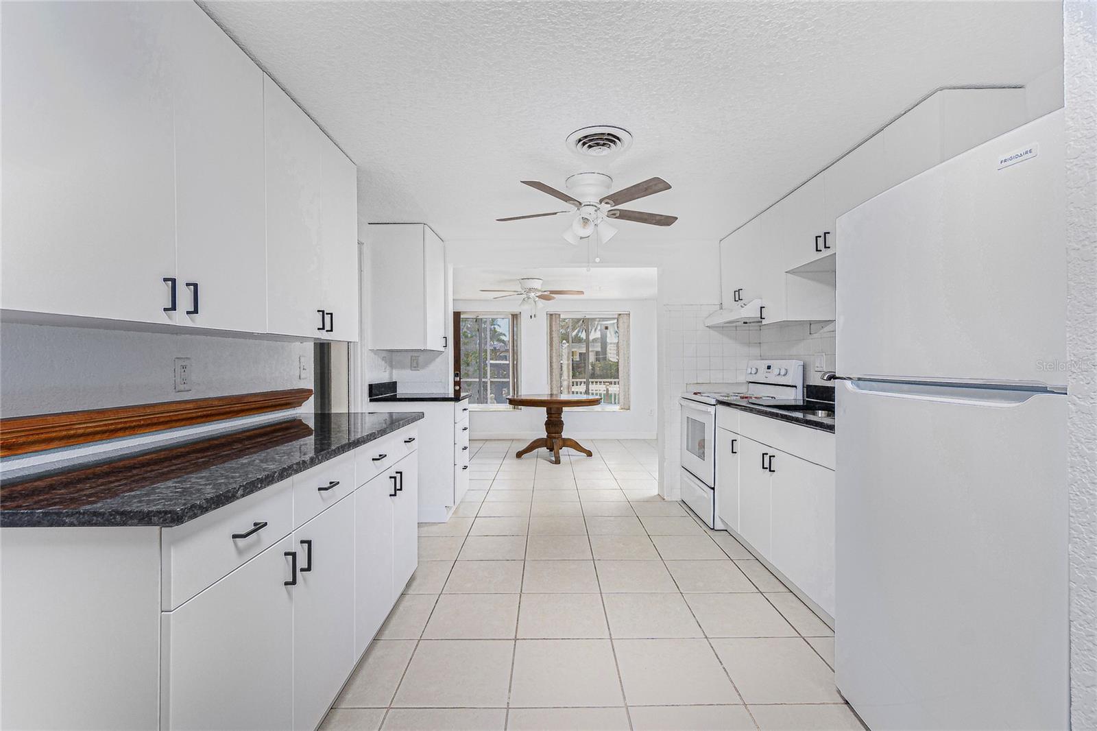 Image 11 of 55 For 1167 Delmar Street
