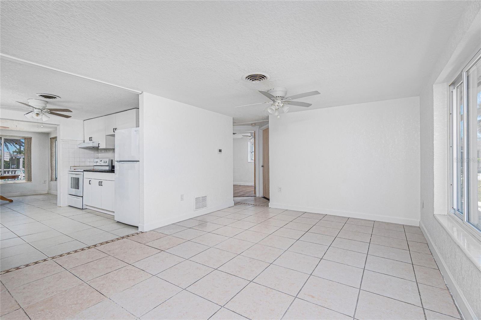 Image 8 of 55 For 1167 Delmar Street