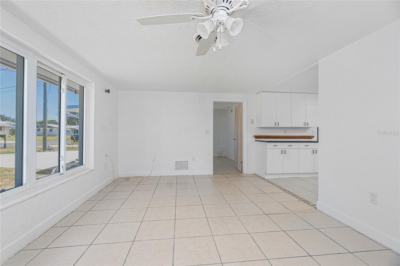 Image 9 of 55 For 1167 Delmar Street