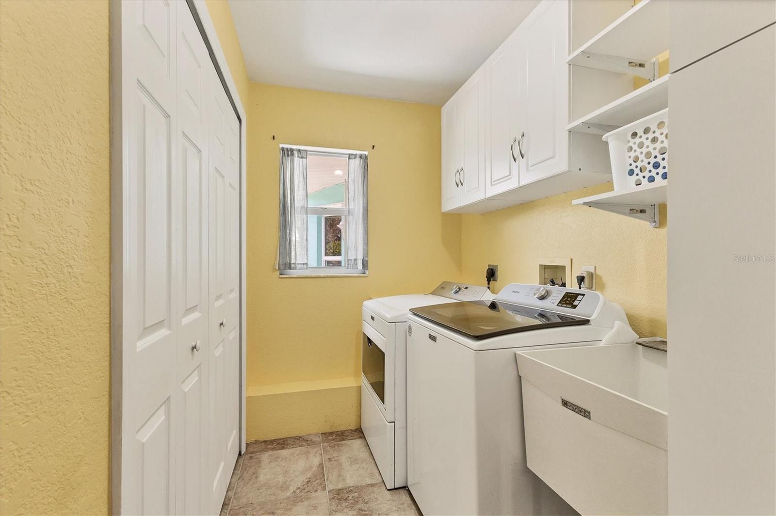 Image 27 of 100 For 6062 Spinnaker Boulevard