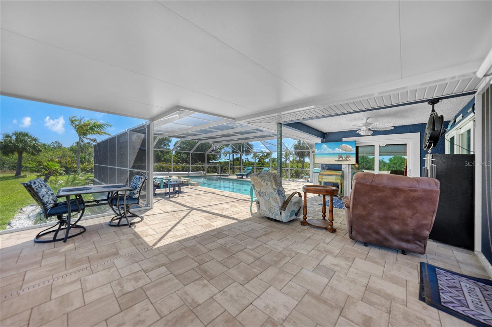 Image 11 of 52 For 24805 Nova Lane