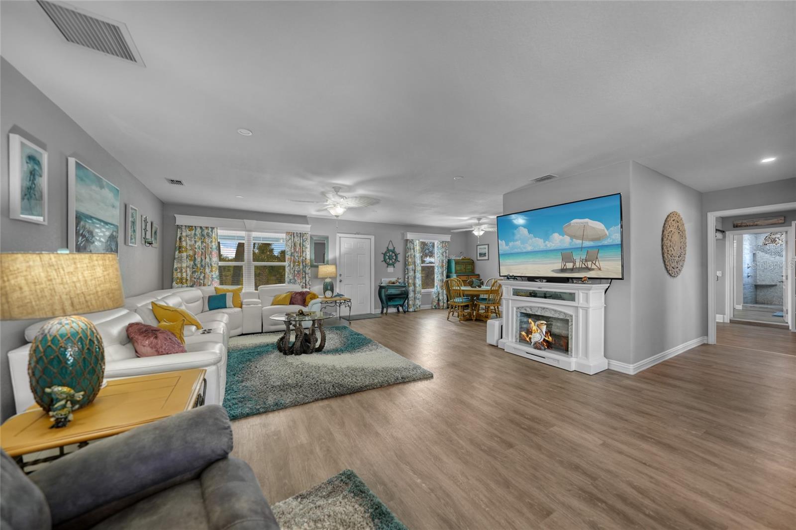 Image 20 of 52 For 24805 Nova Lane