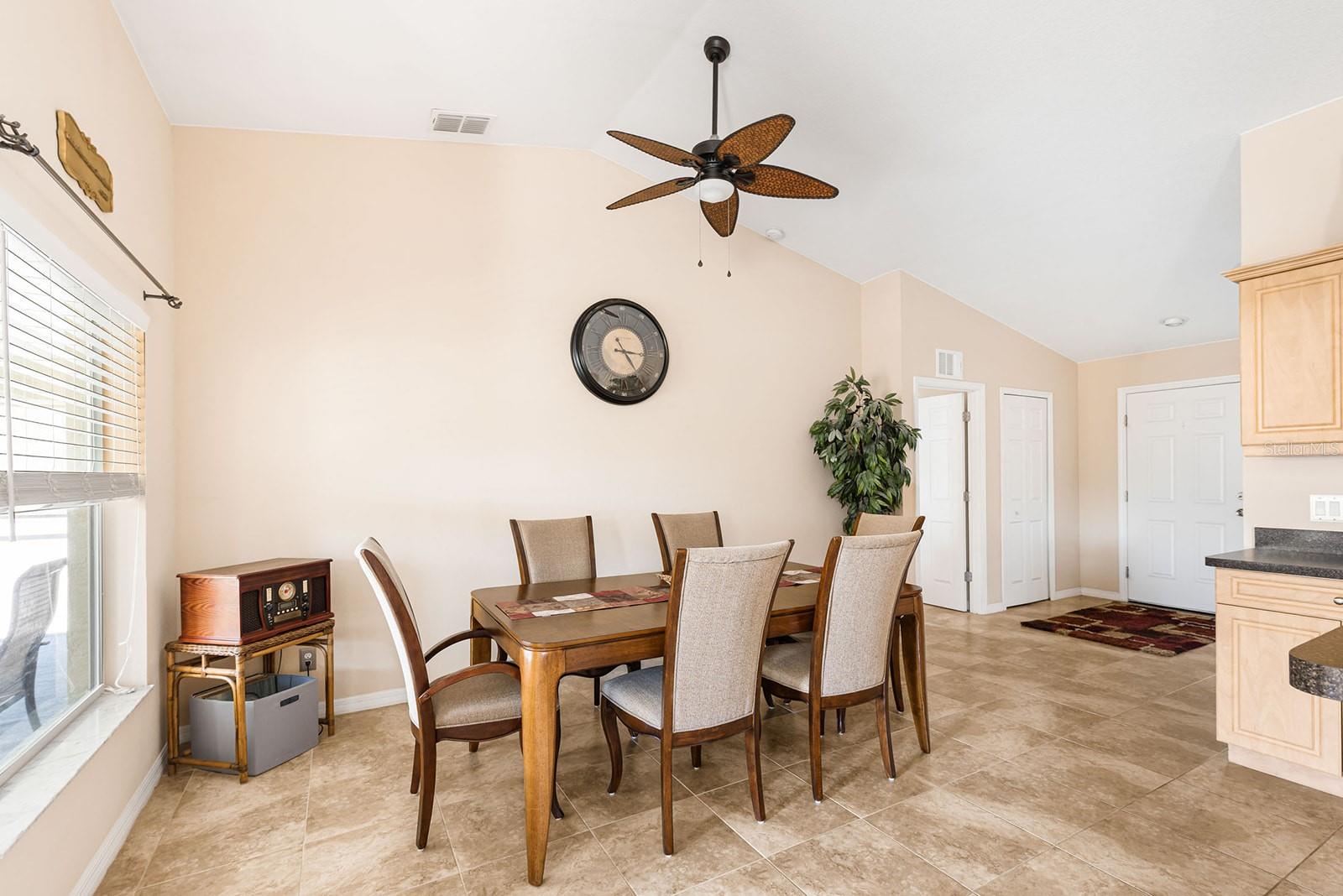 Image 15 of 41 For 7089 Benson Street
