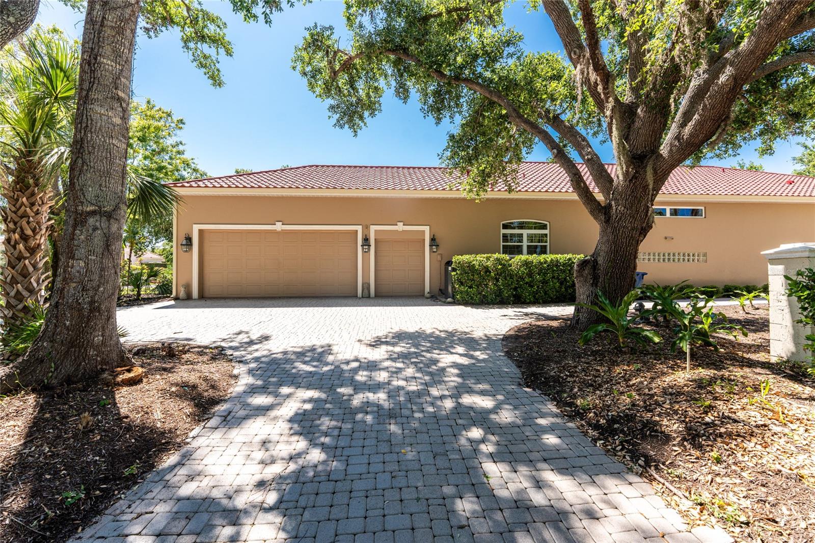 Image 3 of 98 For 26 Saint Croix Way