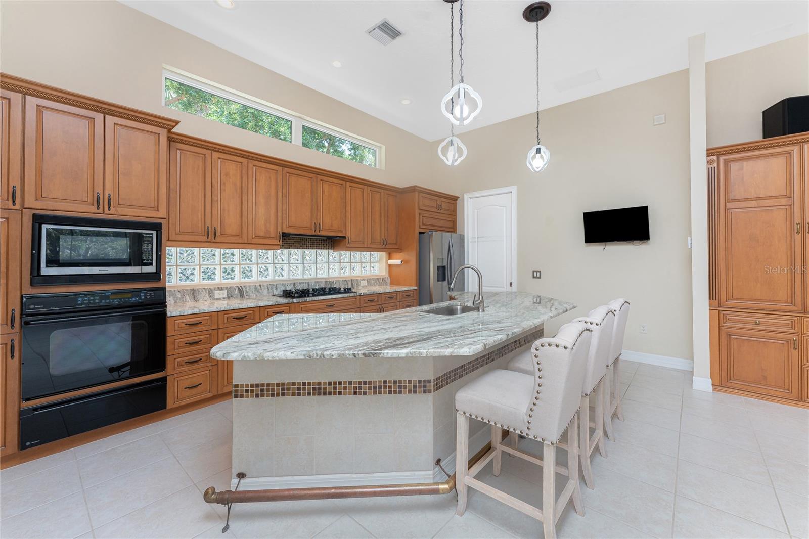 Image 6 of 98 For 26 Saint Croix Way