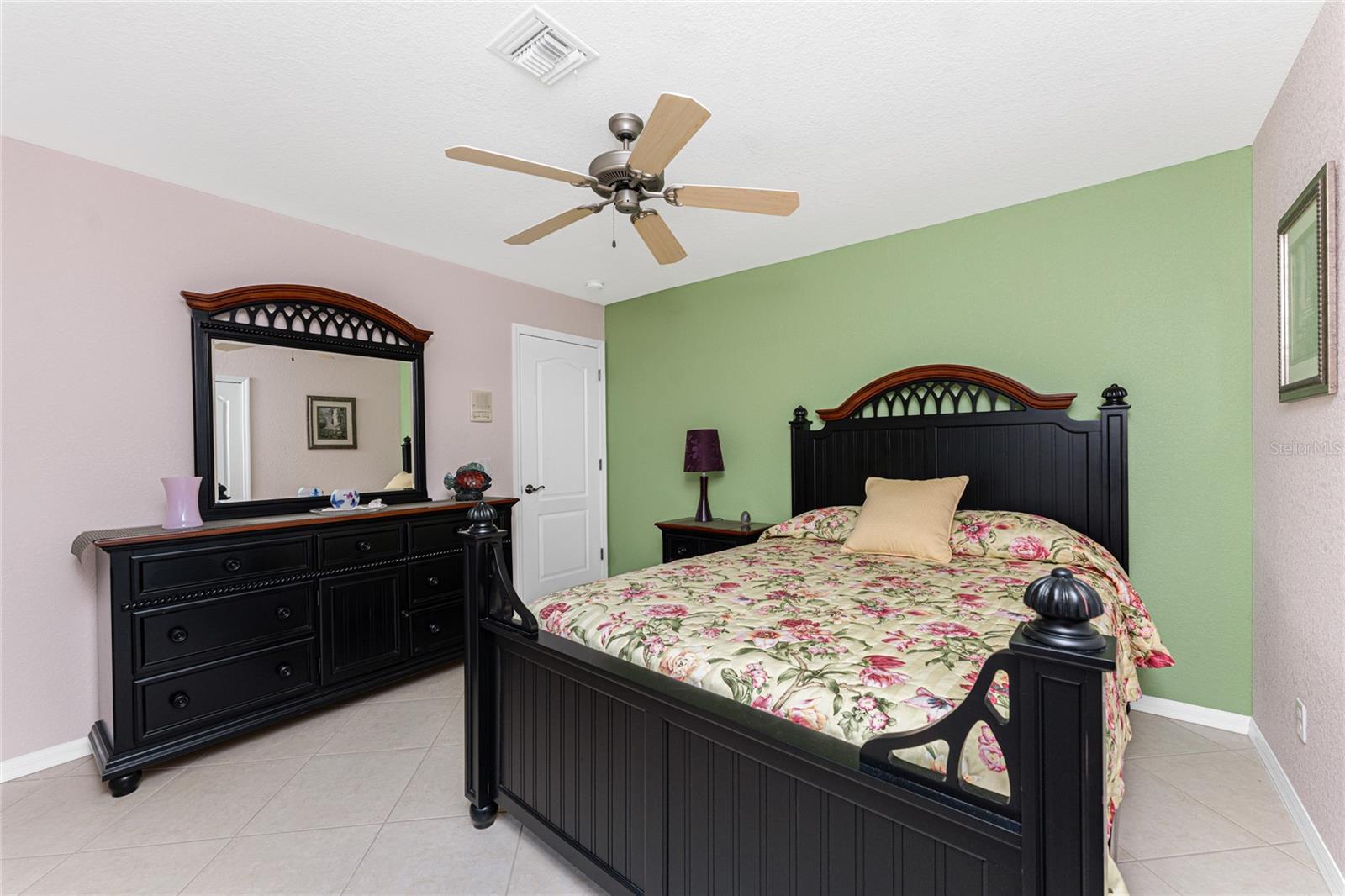 Image 24 of 48 For 810 Rotonda Circle