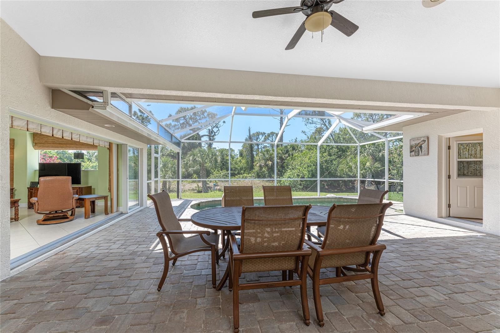 Image 30 of 48 For 810 Rotonda Circle