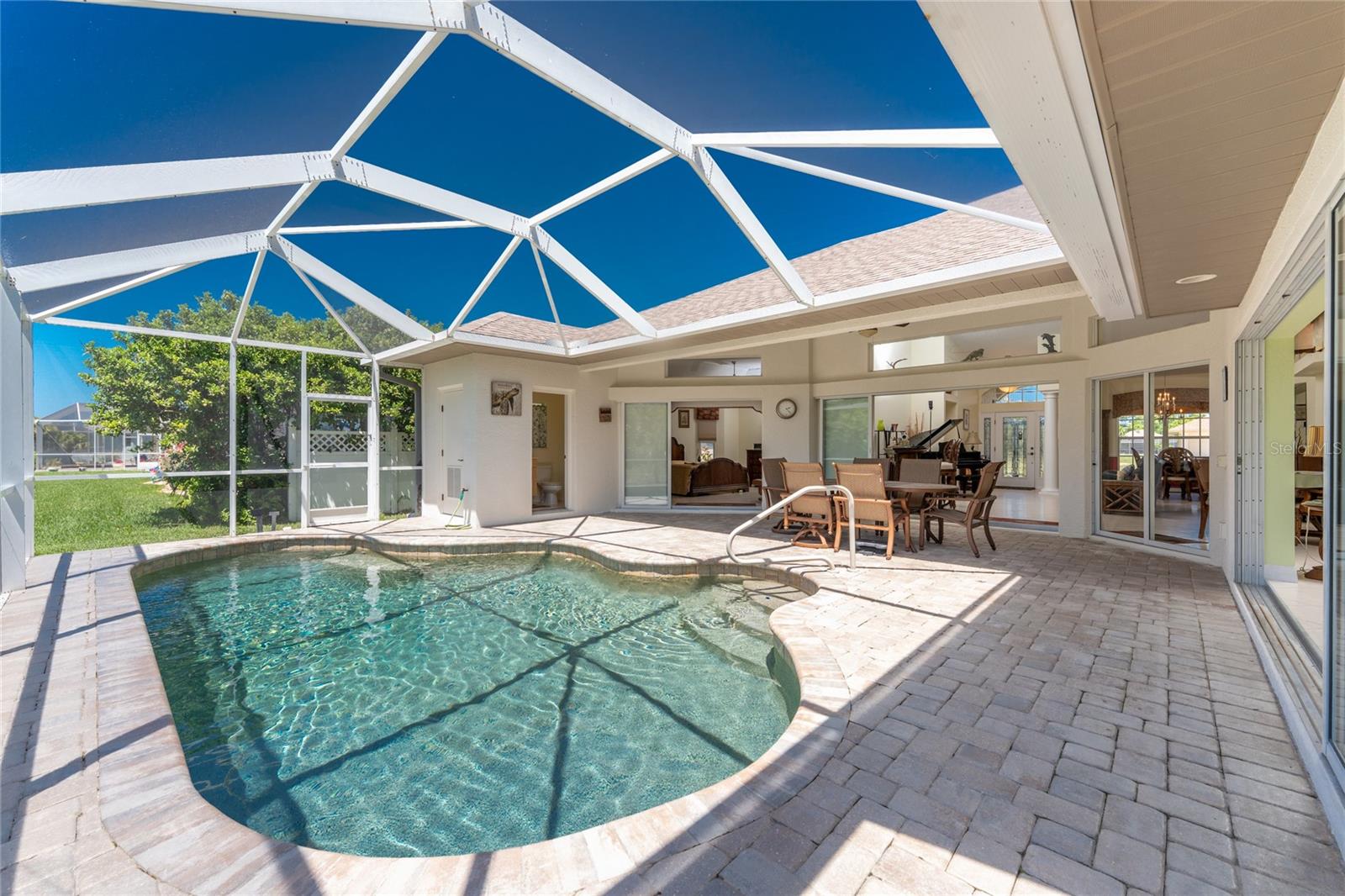 Image 34 of 48 For 810 Rotonda Circle