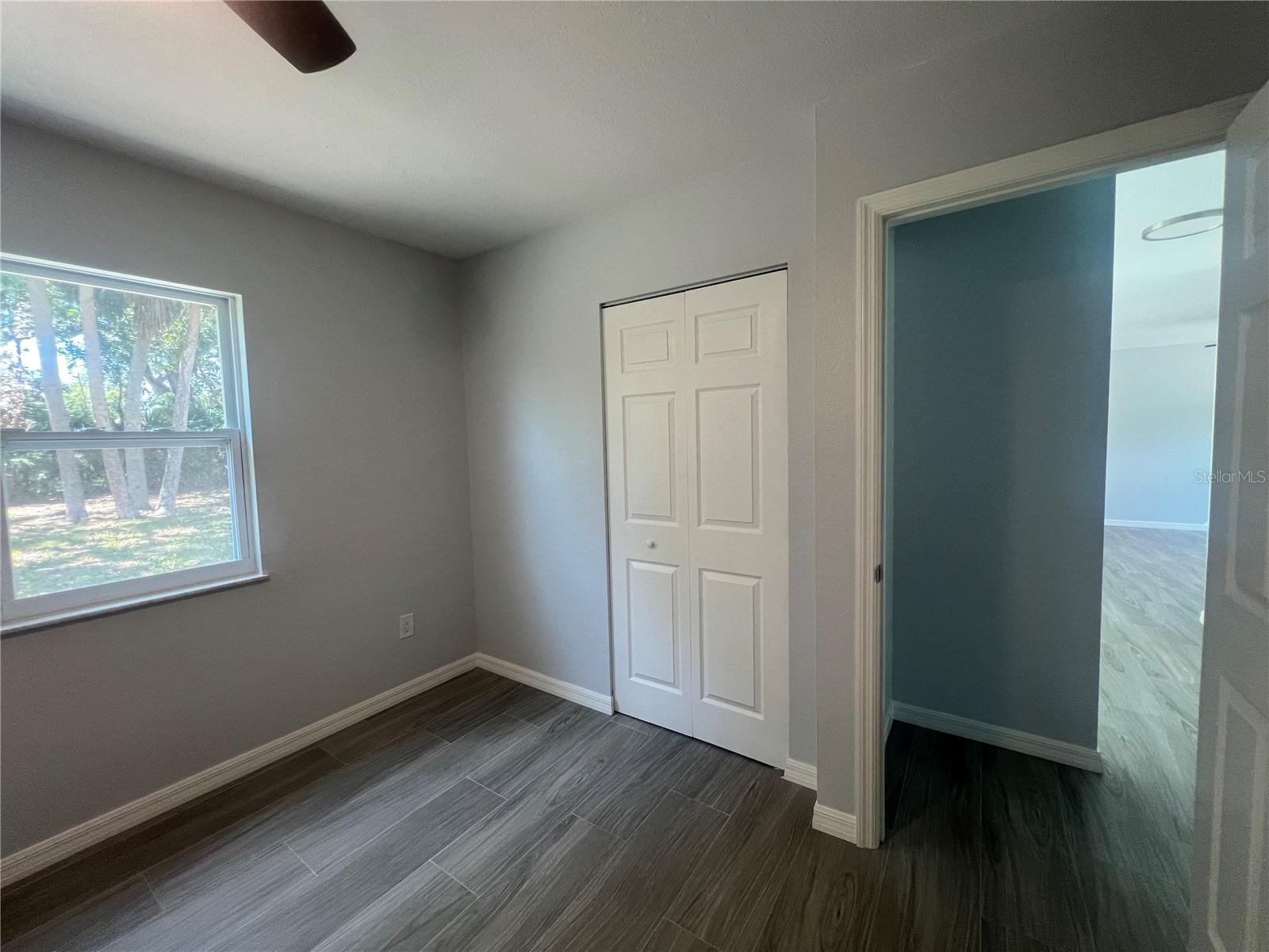 Image 21 of 39 For 5417 Postma Street