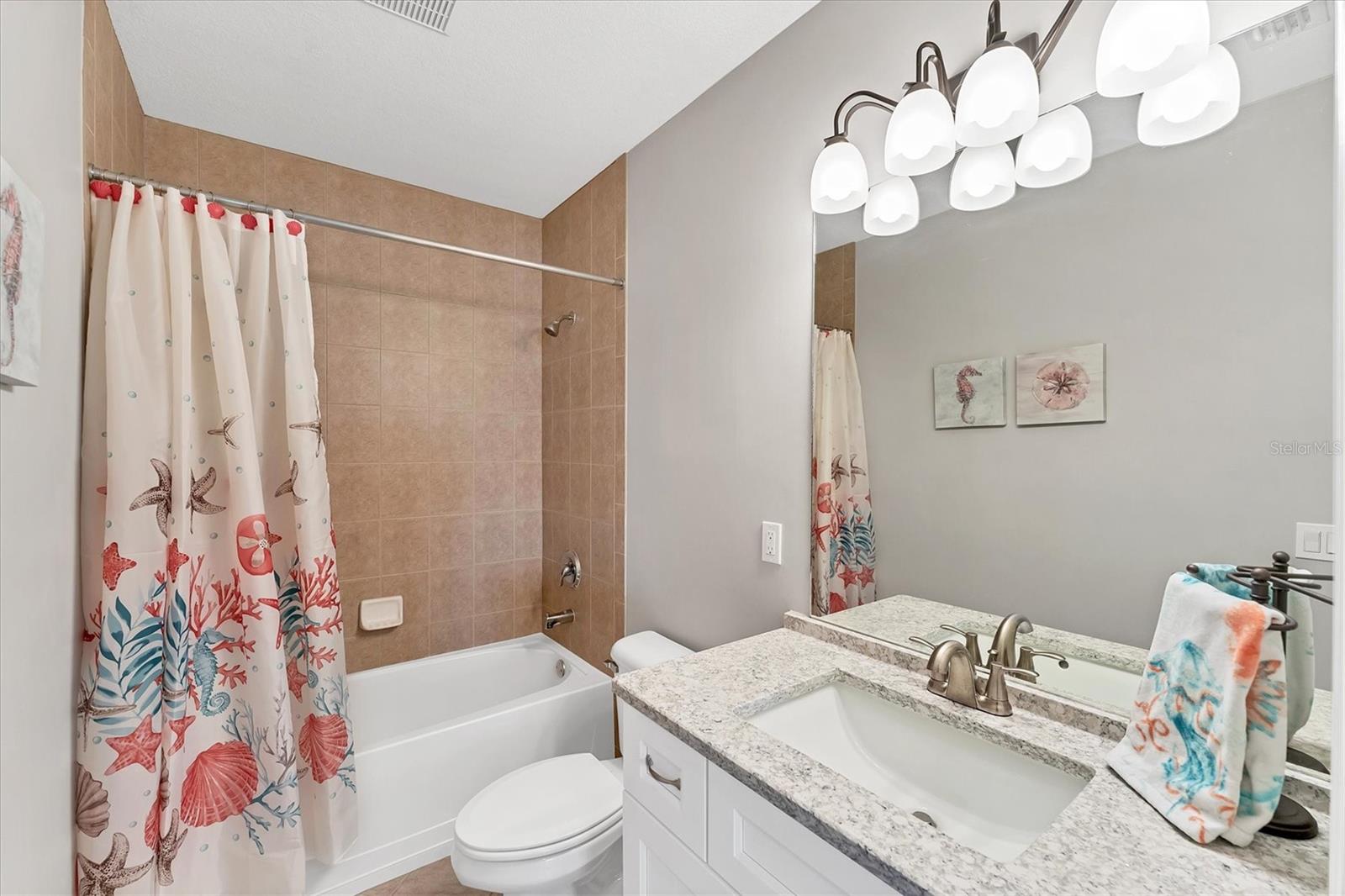 Image 20 of 40 For 8411 Placida Road 308