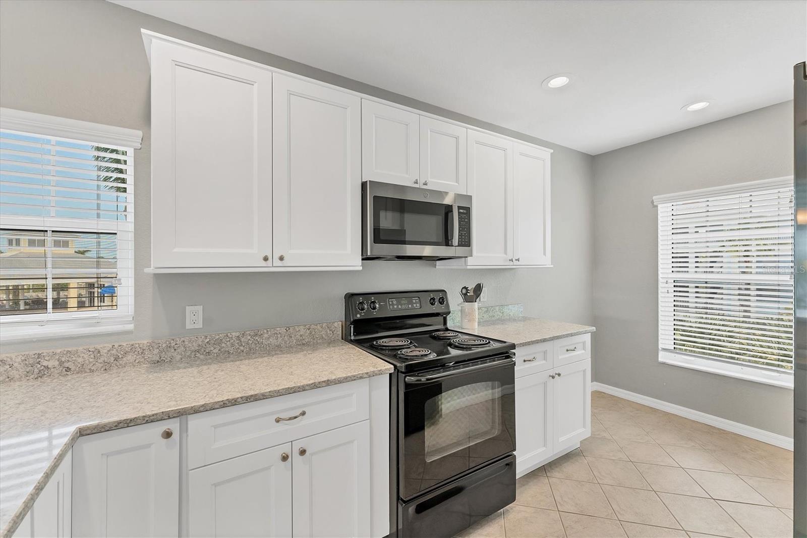 Image 3 of 40 For 8411 Placida Road 308