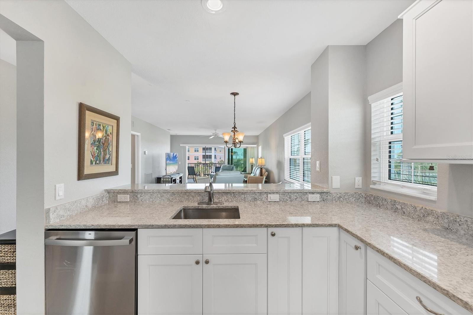Image 4 of 40 For 8411 Placida Road 308