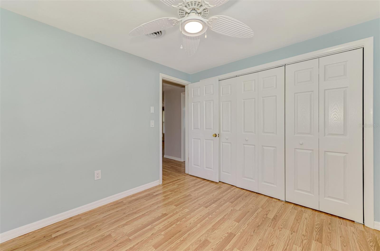 Image 43 of 71 For 842 6th Street