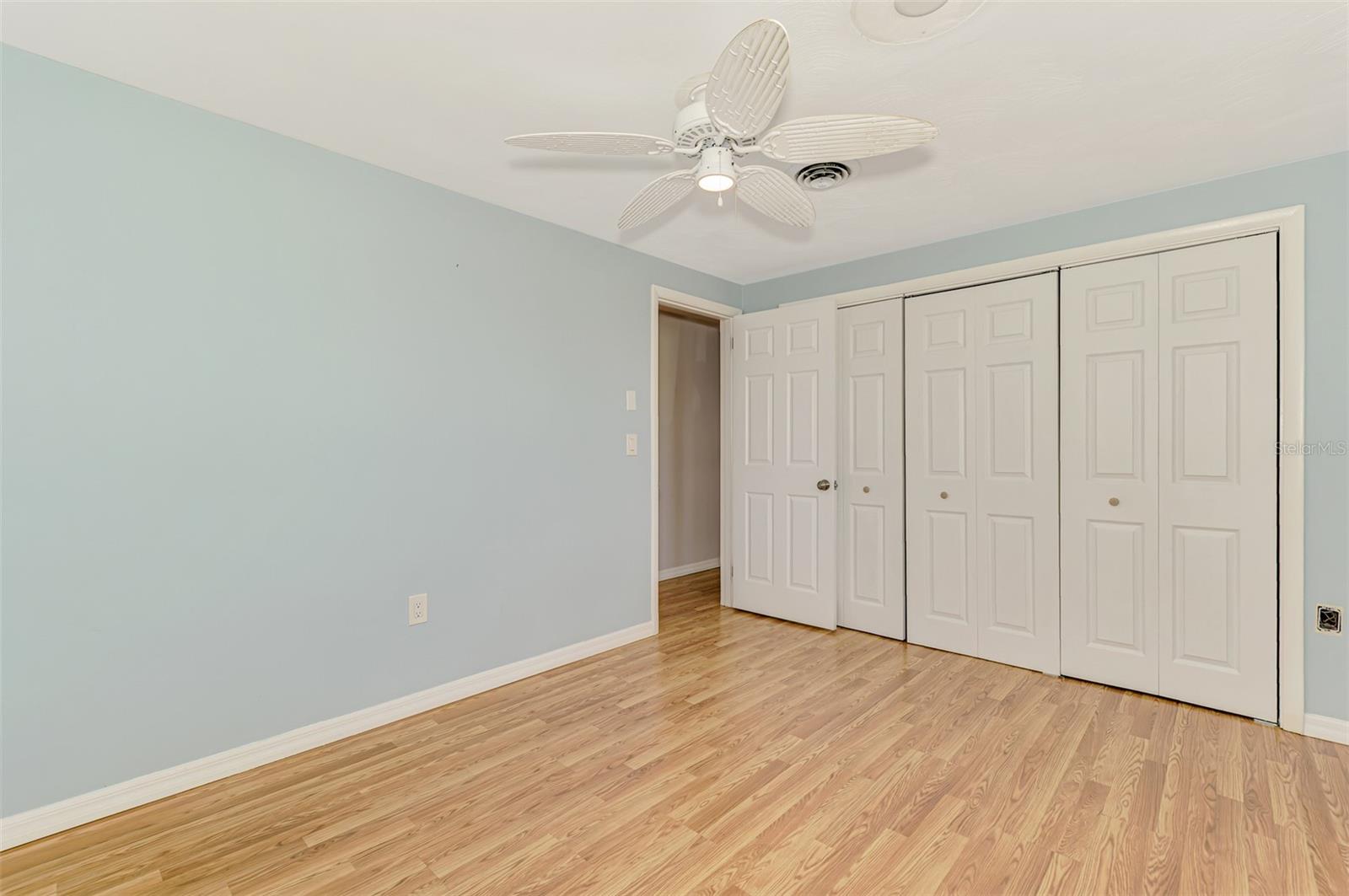 Image 46 of 71 For 842 6th Street