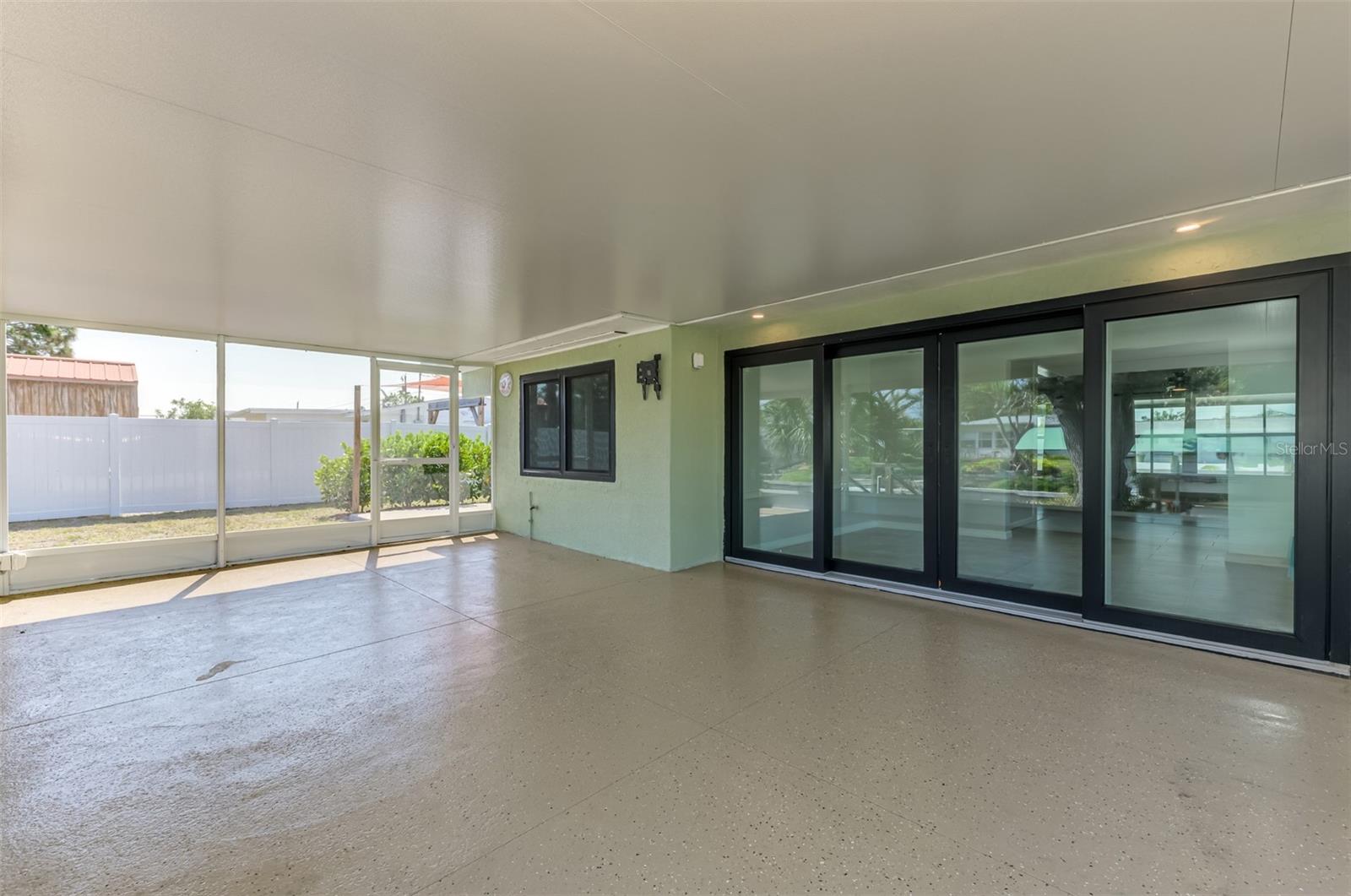 Image 48 of 71 For 842 6th Street