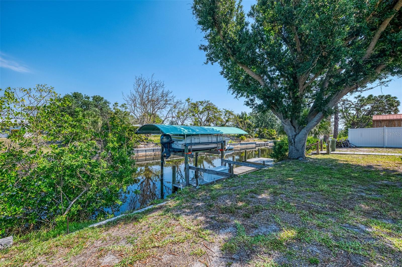 Image 56 of 71 For 842 6th Street