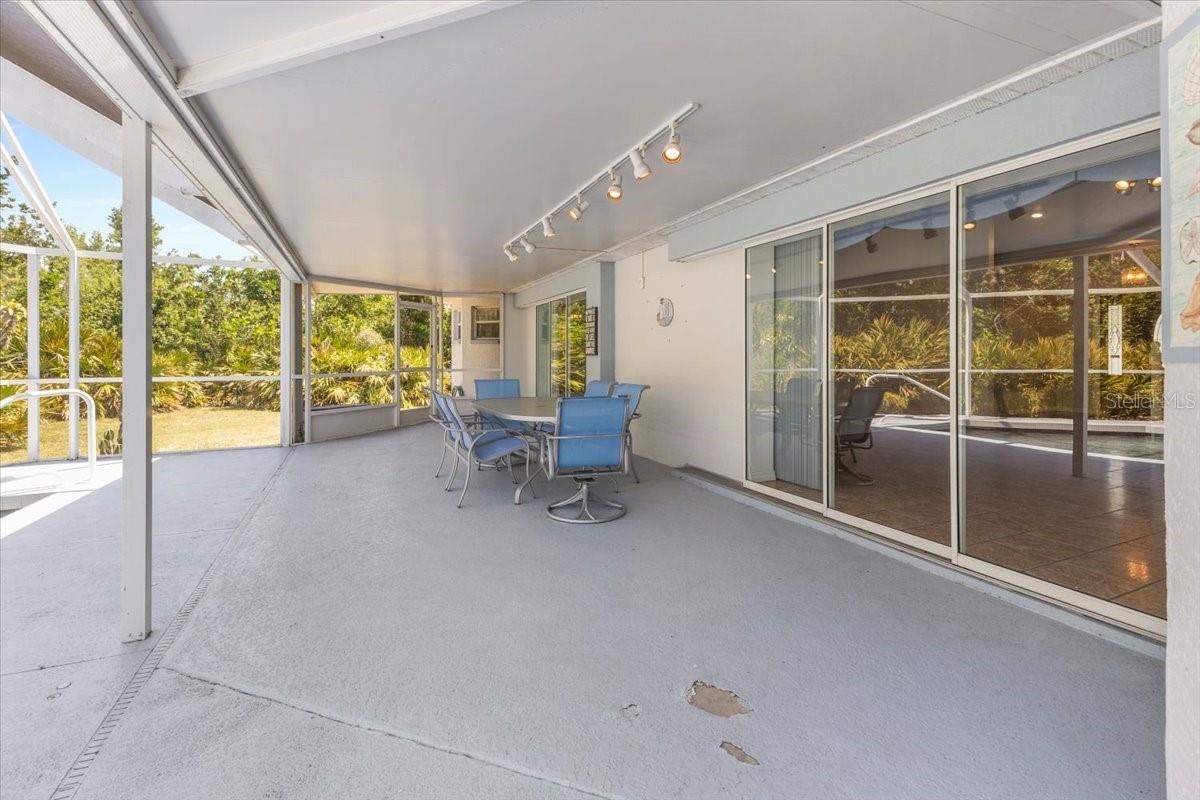 Image 47 of 68 For 270 Wentworth Street