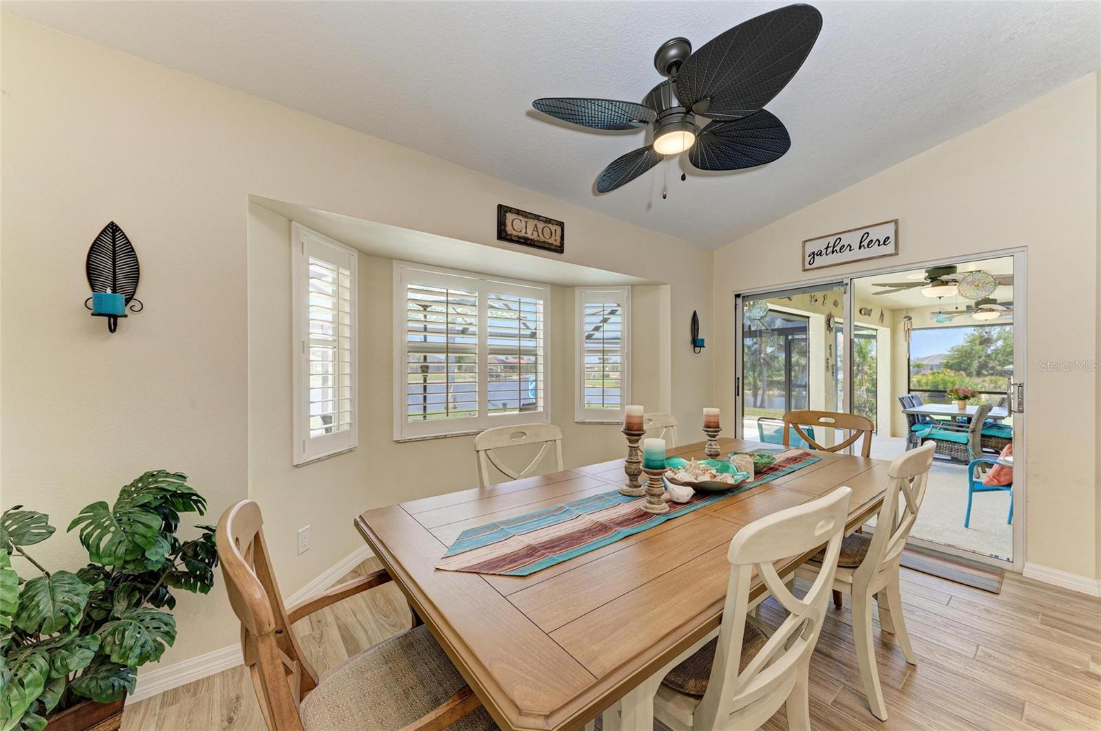 Image 20 of 56 For 9404 Arnaz Circle