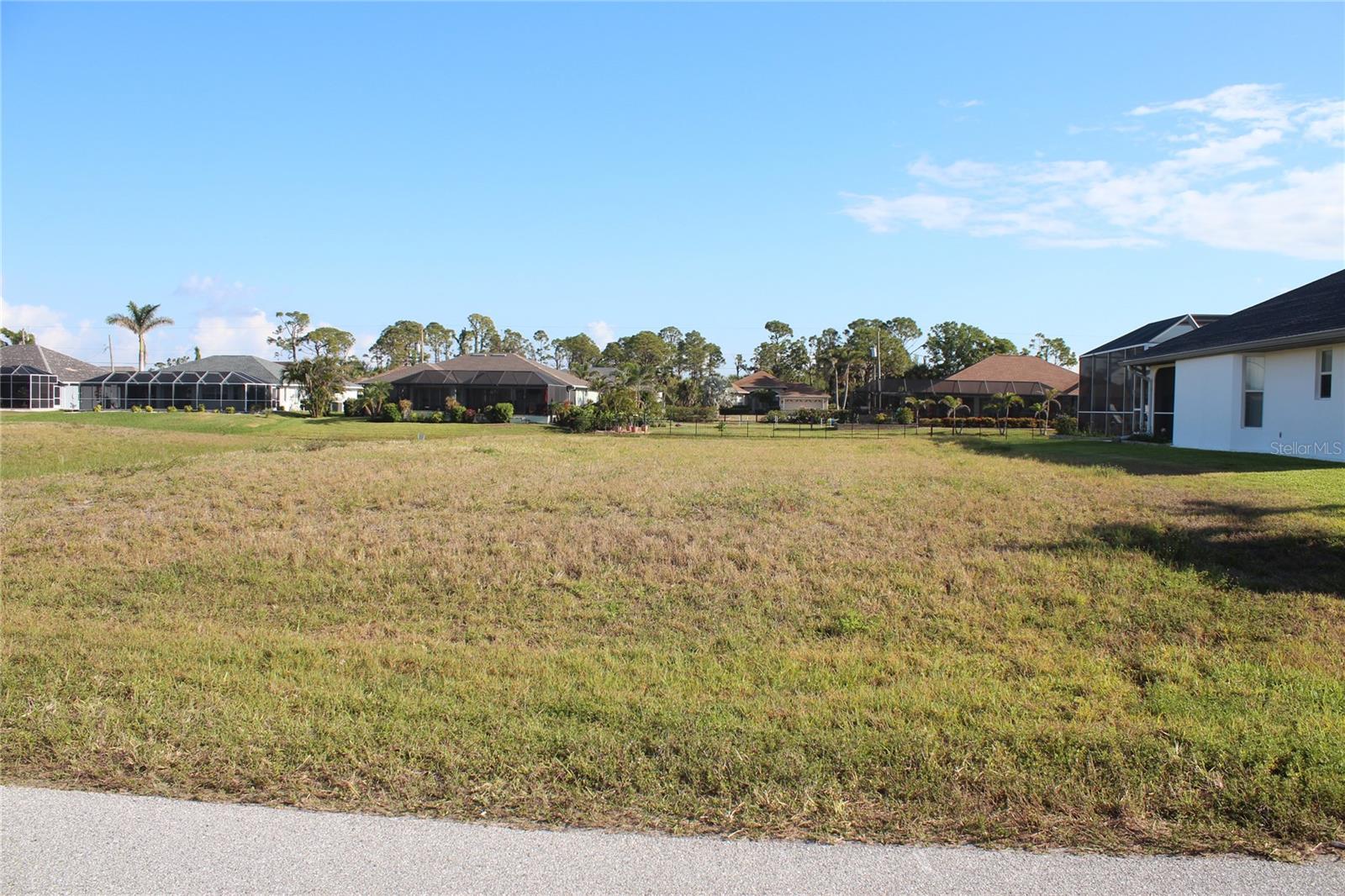 Image 4 of 4 For 286 Long Meadow Lane