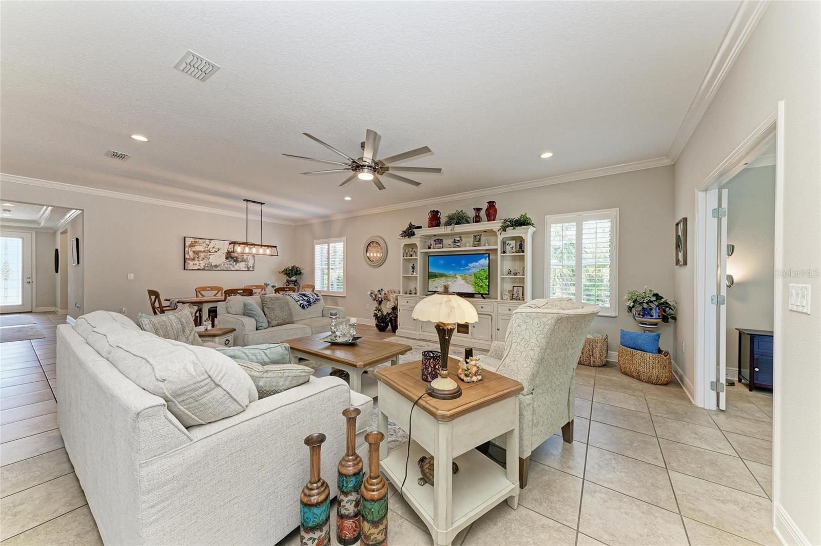 Image 11 of 54 For 9283 Newnan Circle