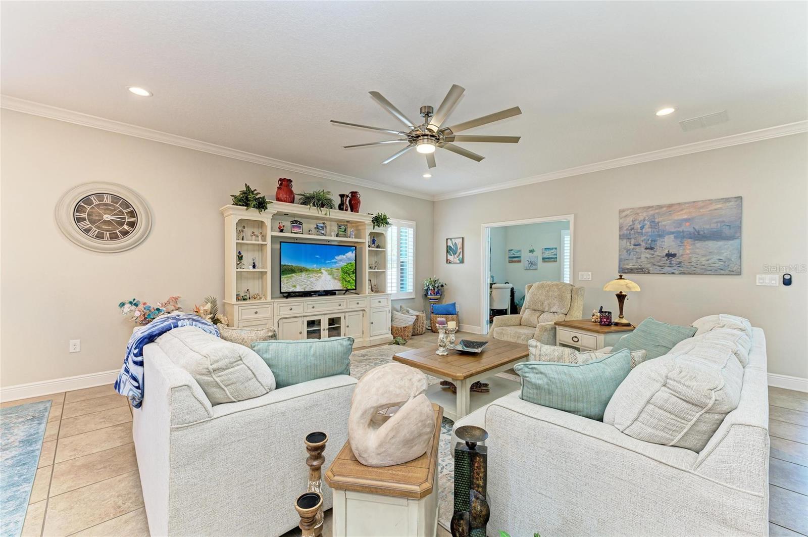 Image 12 of 54 For 9283 Newnan Circle