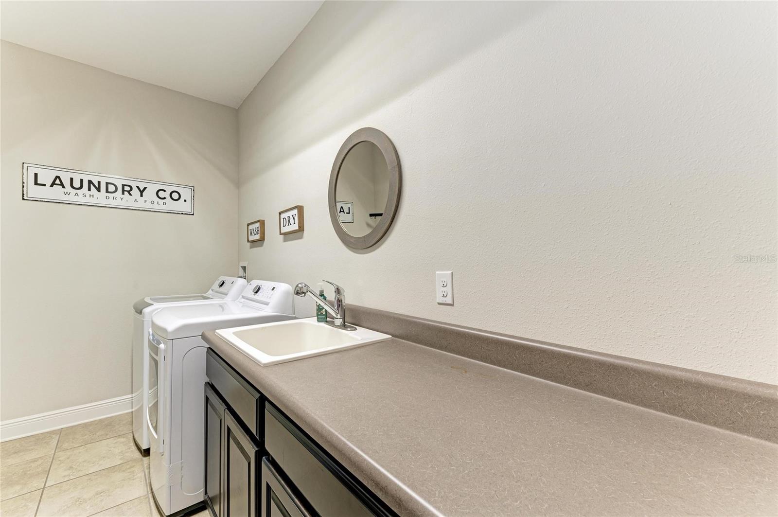Image 26 of 54 For 9283 Newnan Circle