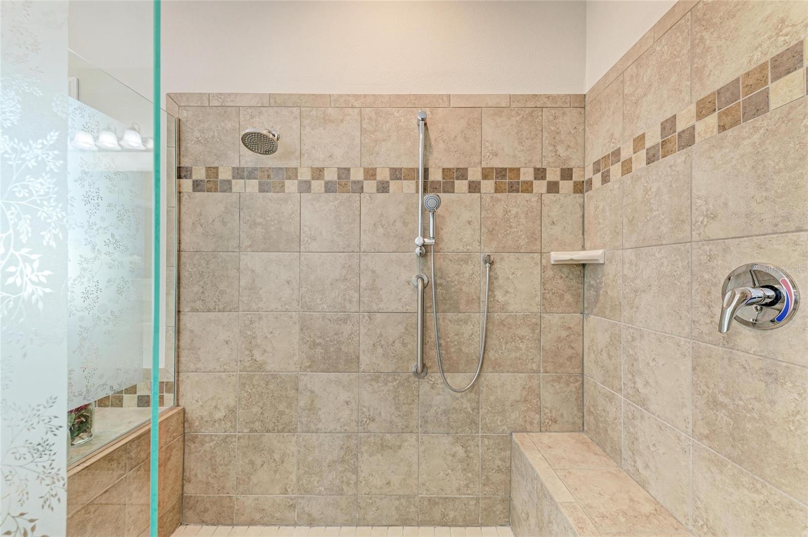 Image 32 of 54 For 9283 Newnan Circle