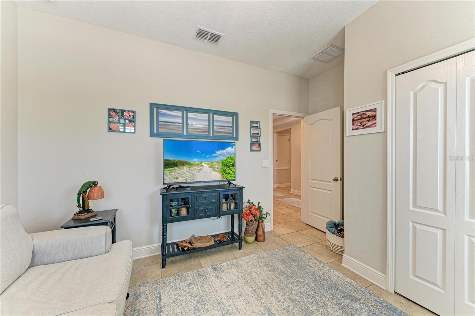 Image 40 of 54 For 9283 Newnan Circle