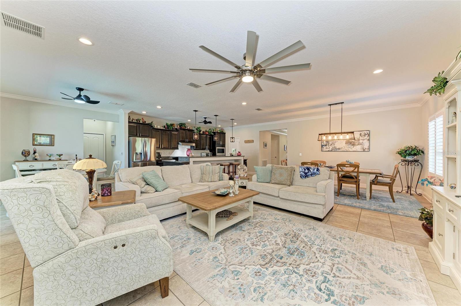 Image 9 of 54 For 9283 Newnan Circle