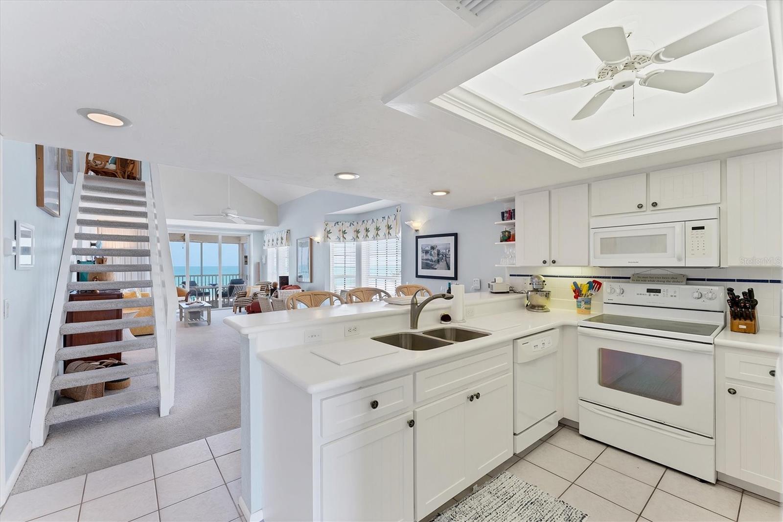 Image 19 of 42 For 7554 Palm Island Drive S 1822