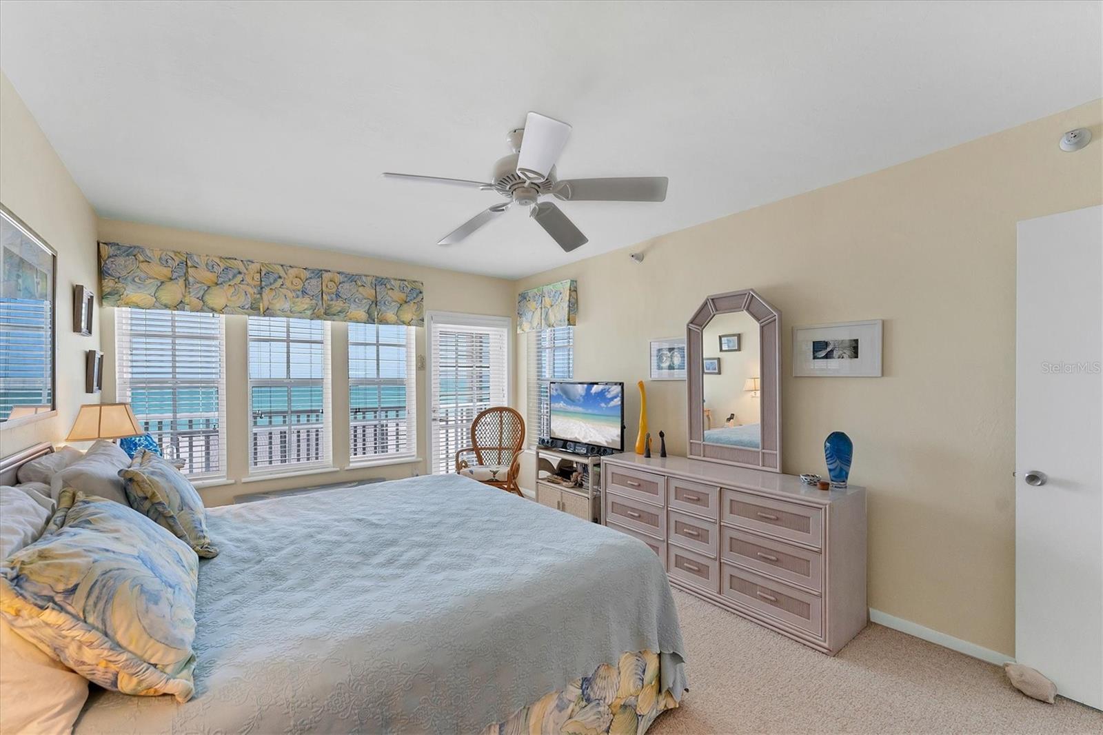 Image 23 of 42 For 7554 Palm Island Drive S 1822